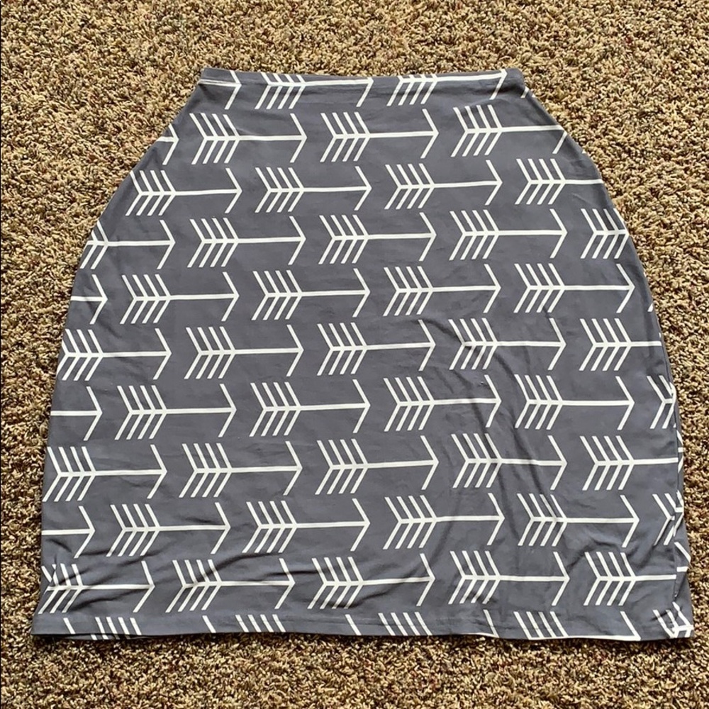 Car seat/nursing cover